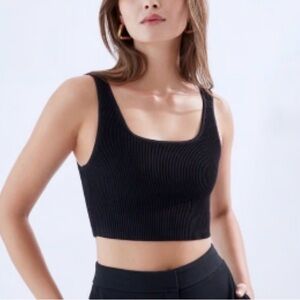 Aritzia BABATON Navy Textured Cropped Sculpt Knit Ribbed Square Neck Tank MEDIUM